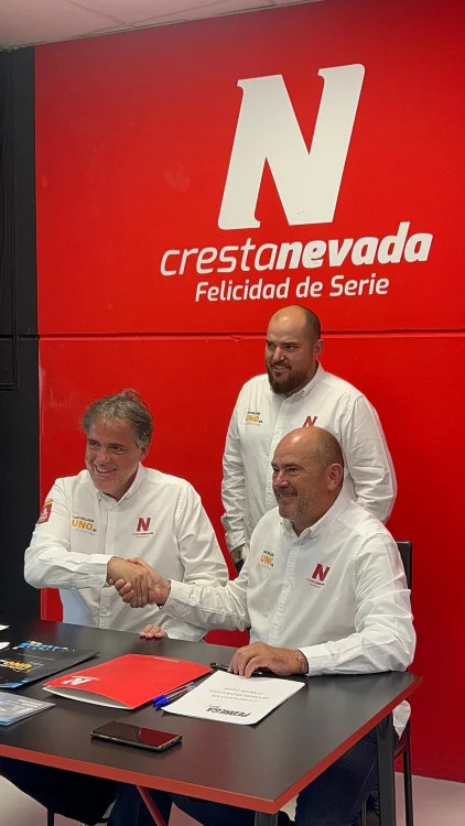 Crestanevada firma colaboración con el equipo “Inmobiliaria Uno – Crestanevada” para el Dakar 2026
