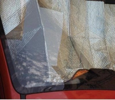 Consejos para proteger tu coche del sol y el calor.