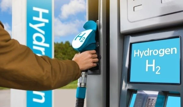 Coches eléctricos vs. hidrógeno, en qué se diferencian.