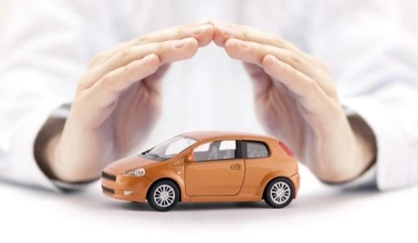 Quién paga la multa en un coche de alquiler.