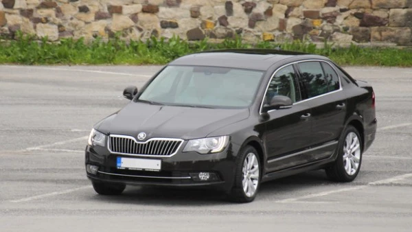 ¿Coches que sólo quedan bien después de los 30?