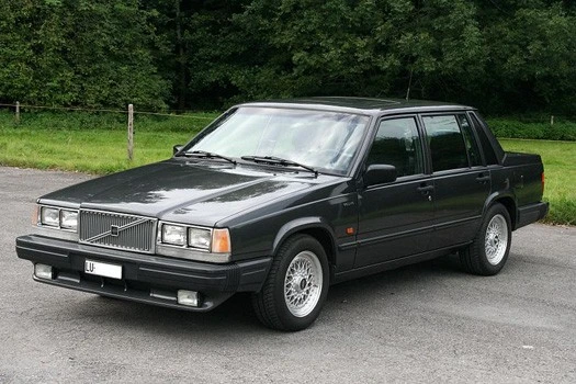 ¿Coches que sólo quedan bien después de los 30?