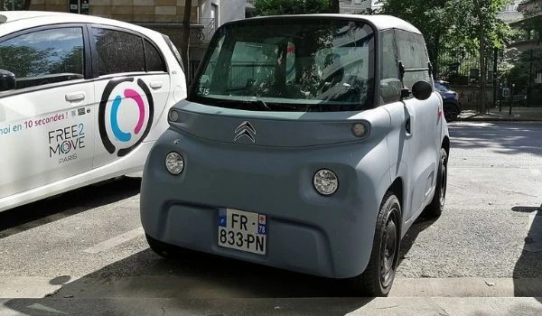 ¿Qué coches puedo conducir sin carnet?