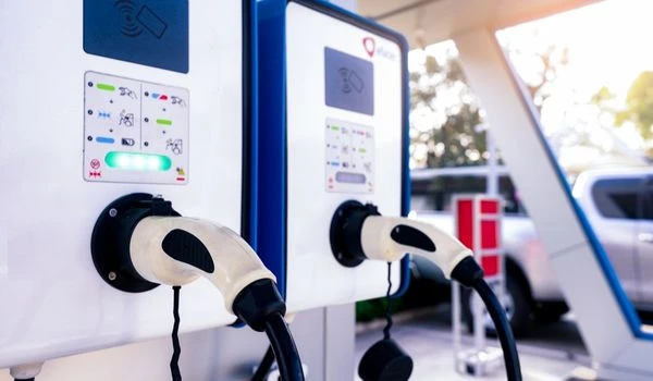 ¿Cuánto cuesta cargar un coche eléctrico?