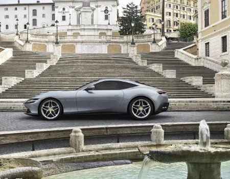 Ferrari Roma, la "nuova dolce vita" de la casa italiana.