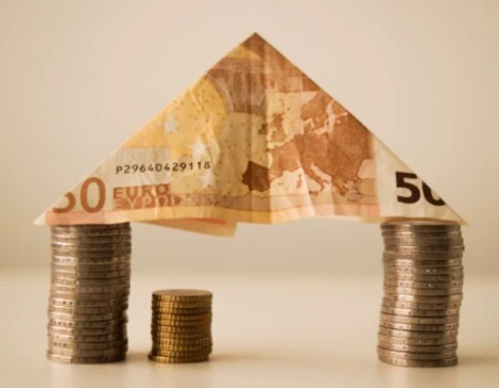 Concesionario o banco, ¿cuál es la mejor forma de financiar un coche de ocasión?