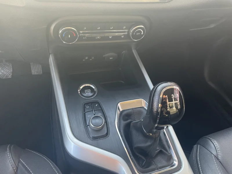 Imagen de dr automobiles DR 4.0