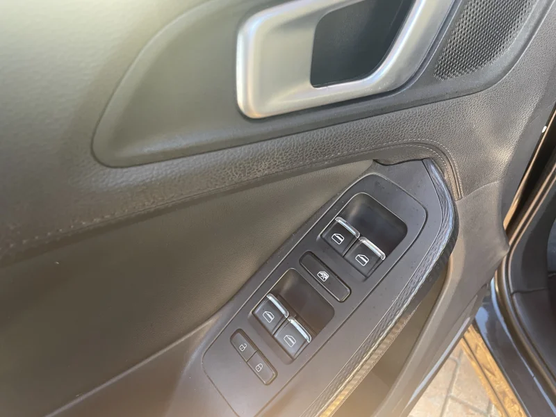 Imagen de dr automobiles DR 4.0