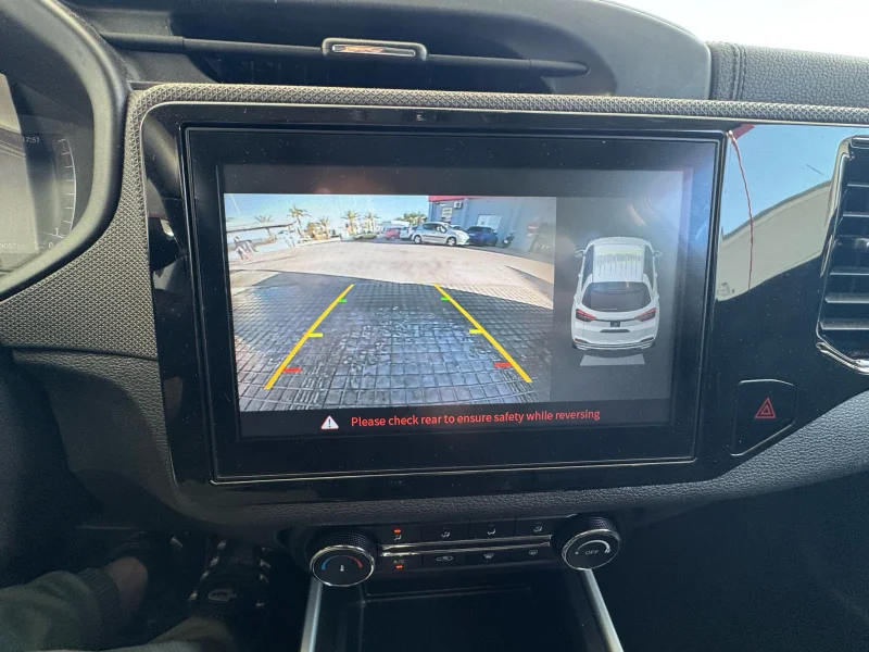 Imagen de dr automobiles DR 4.0