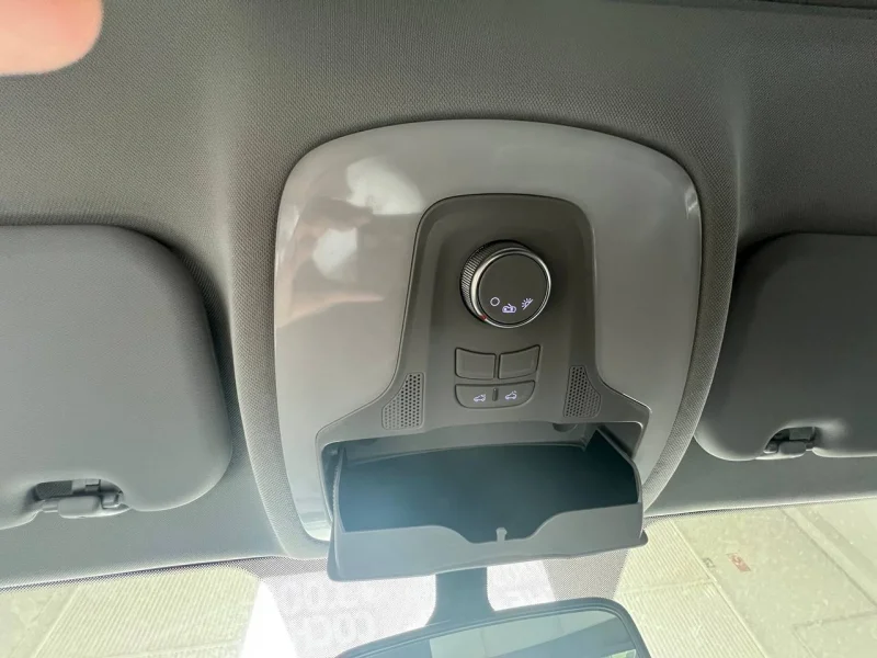 Imagen de dr automobiles DR 4.0