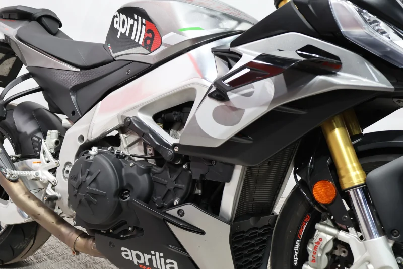 Imagen de Aprilia TUONO V4