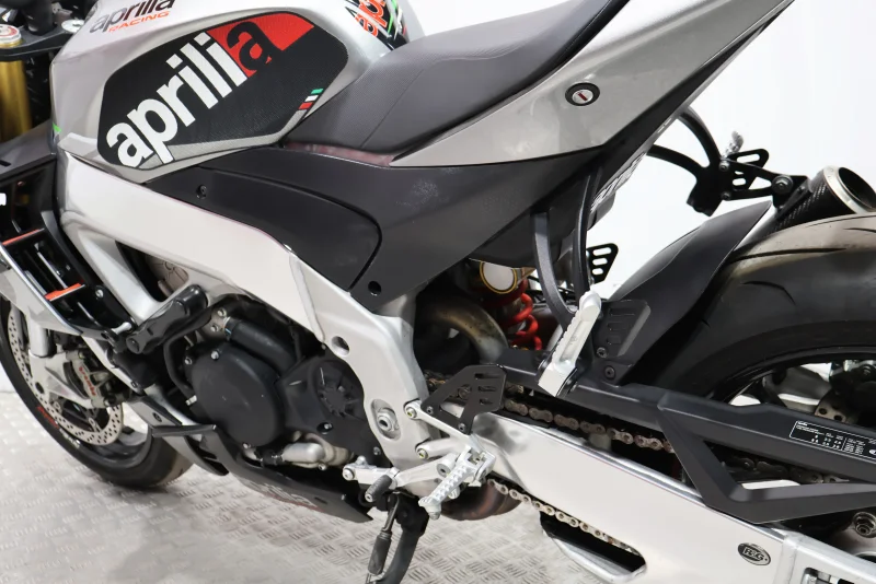 Imagen de Aprilia TUONO V4