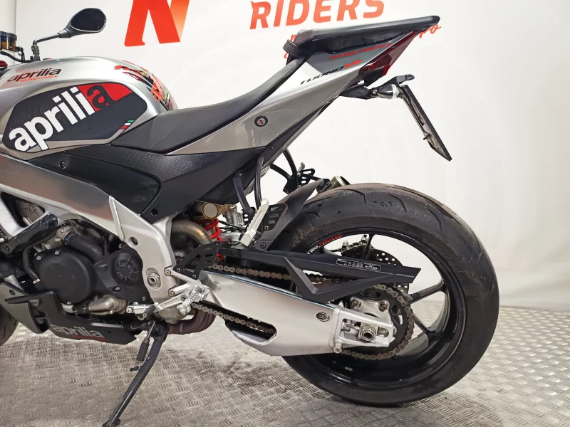 Imagen de Aprilia TUONO V4