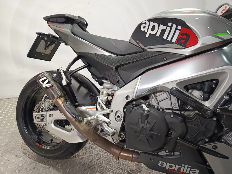 Imagen de Aprilia TUONO V4