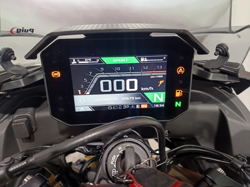 Imagen de Aprilia TUONO V4