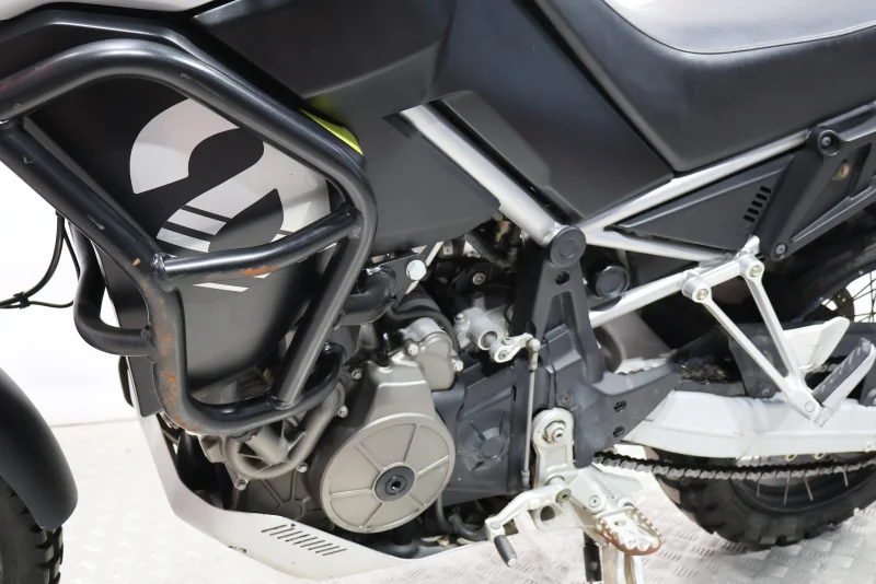 Imagen de Aprilia Tuareg 660