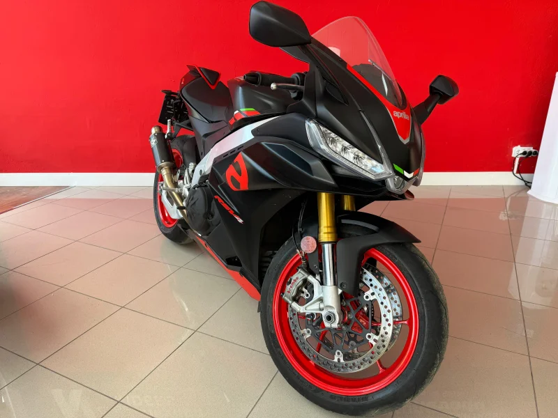 Imagen de Aprilia RSV4 1100