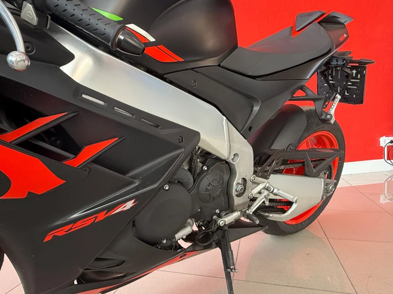 Imagen de Aprilia RSV4 1100