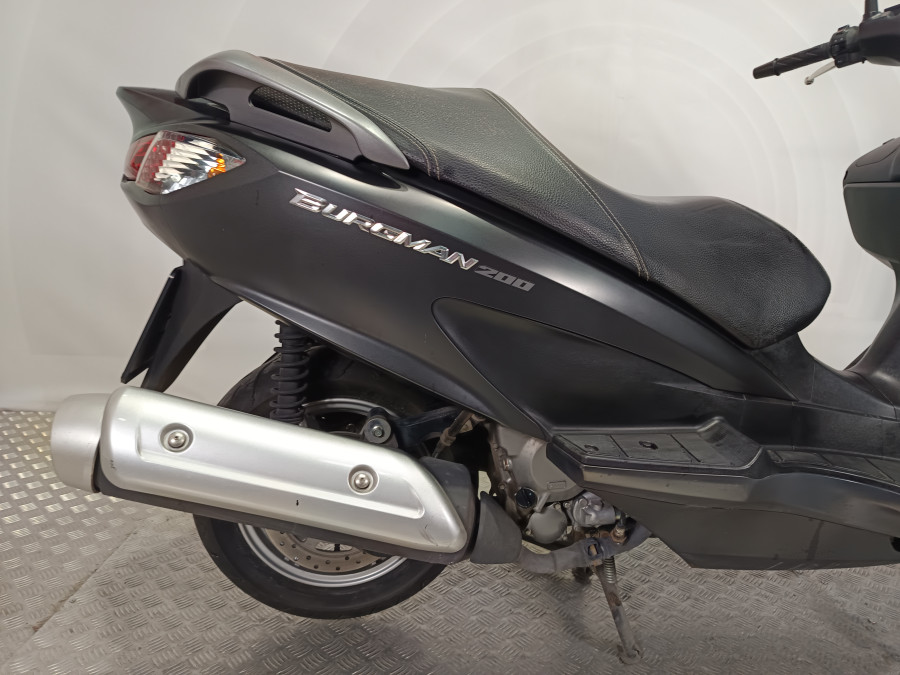 Imagen 12 de Suzuki Burgman 200 Gasolina 19 CV