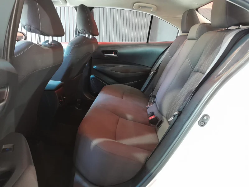 Imagen de TOYOTA Corolla Sedán