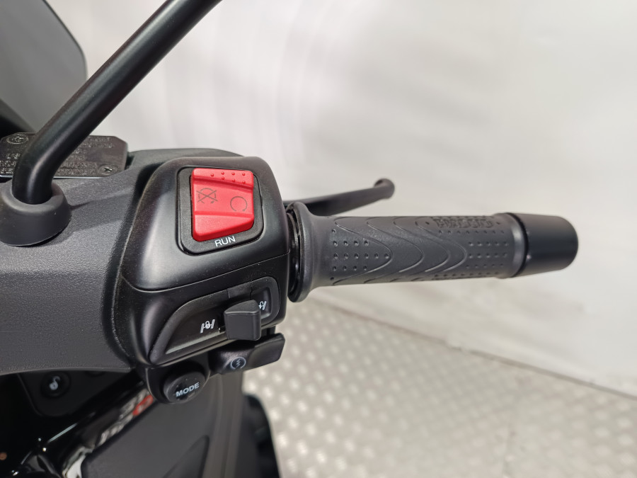 Imagen 11 de Piaggio MP3 310 S Gasolina 26 CV