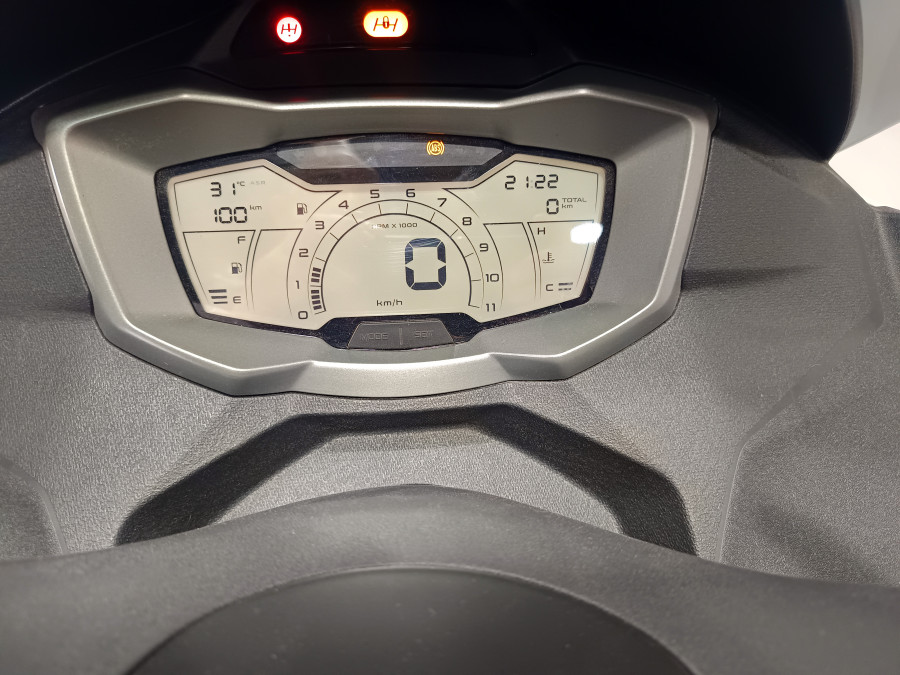 Imagen 2 de Piaggio MP3 310 HPE Gasolina 26 CV