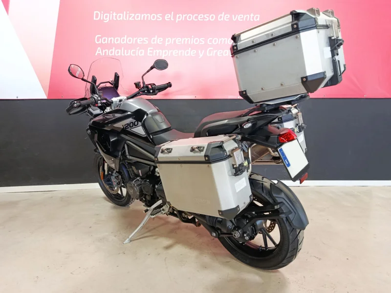 Imagen de Triumph Tiger 1200 GT Pro