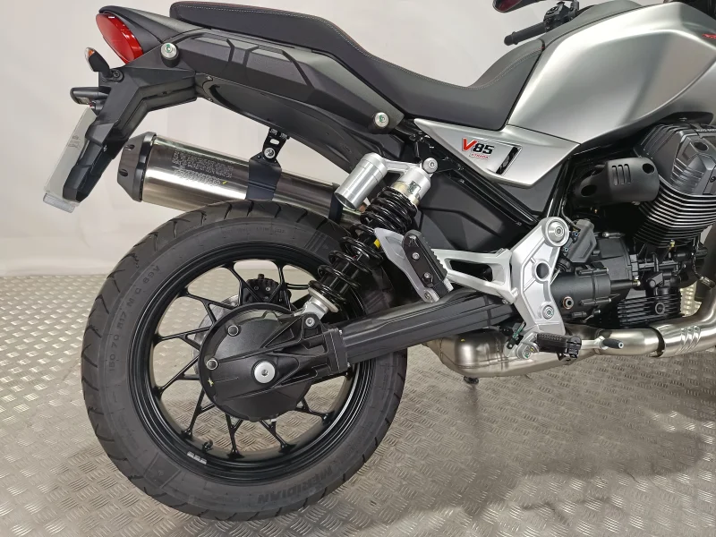 Imagen de Moto Guzzi V 85 STRADA