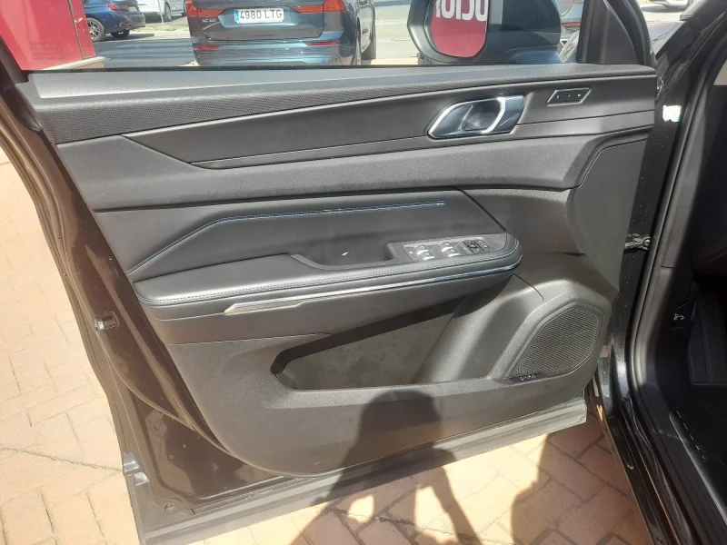 Imagen de lynk & co 01