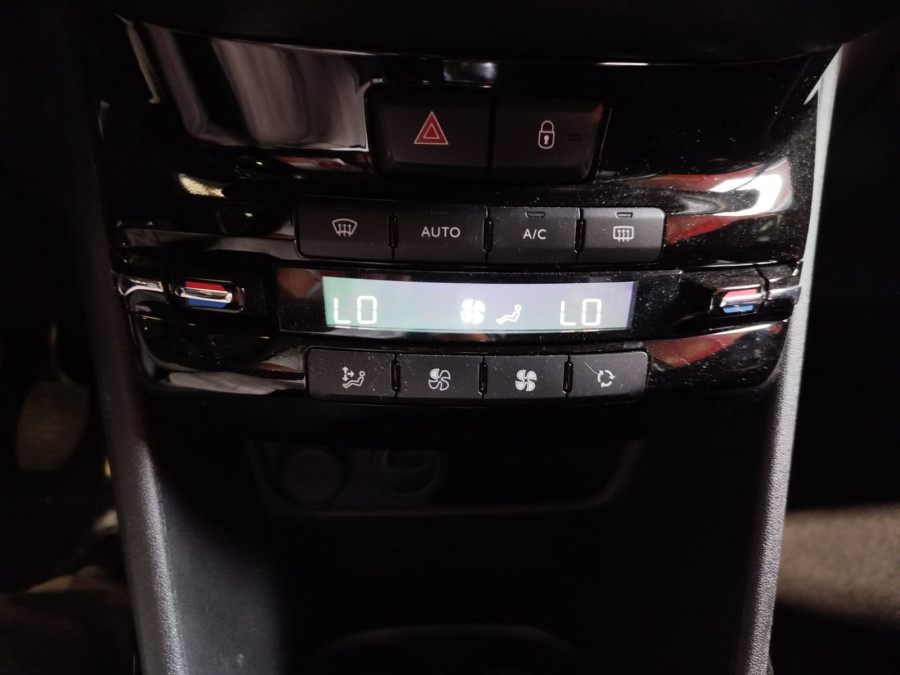 Imagen de Peugeot 2008
