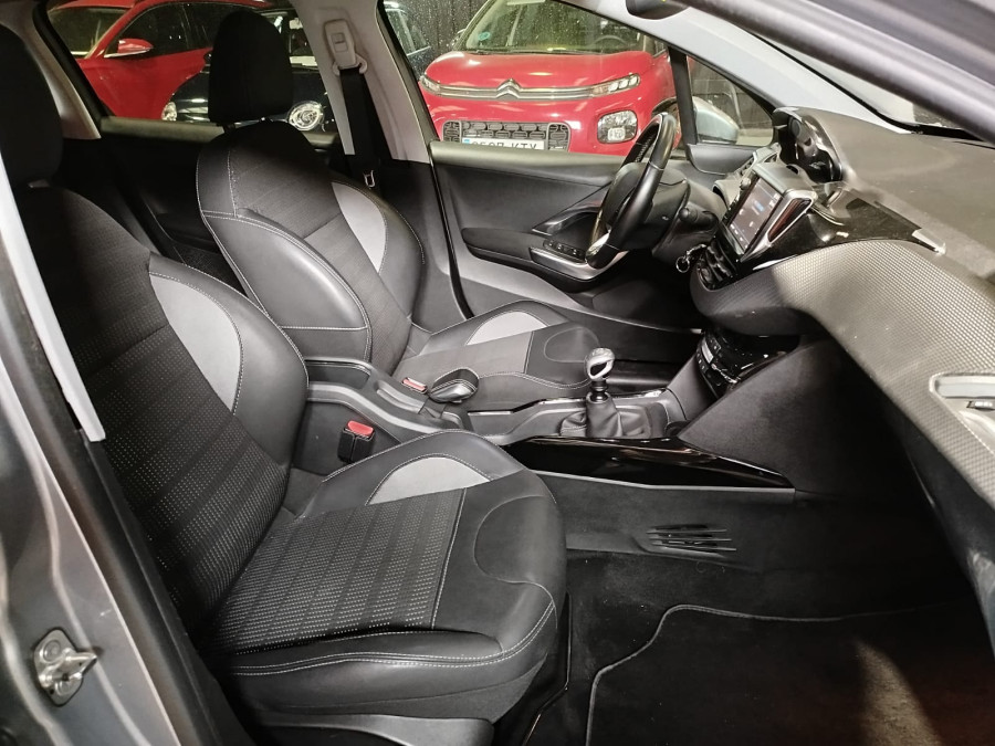 Imagen de Peugeot 2008