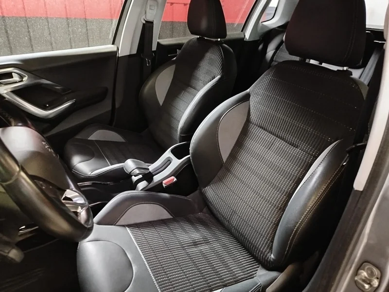 Imagen de Peugeot 2008