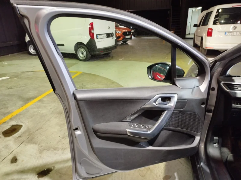 Imagen de Peugeot 2008