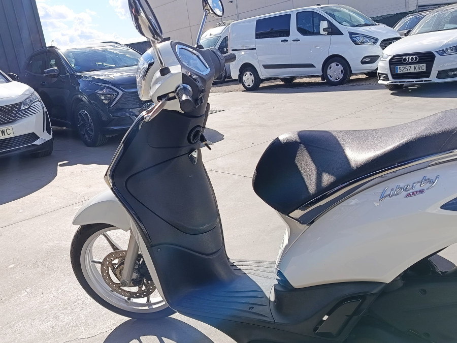 Imagen 14 de Piaggio LIBERTY 125 Gasolina 11 CV