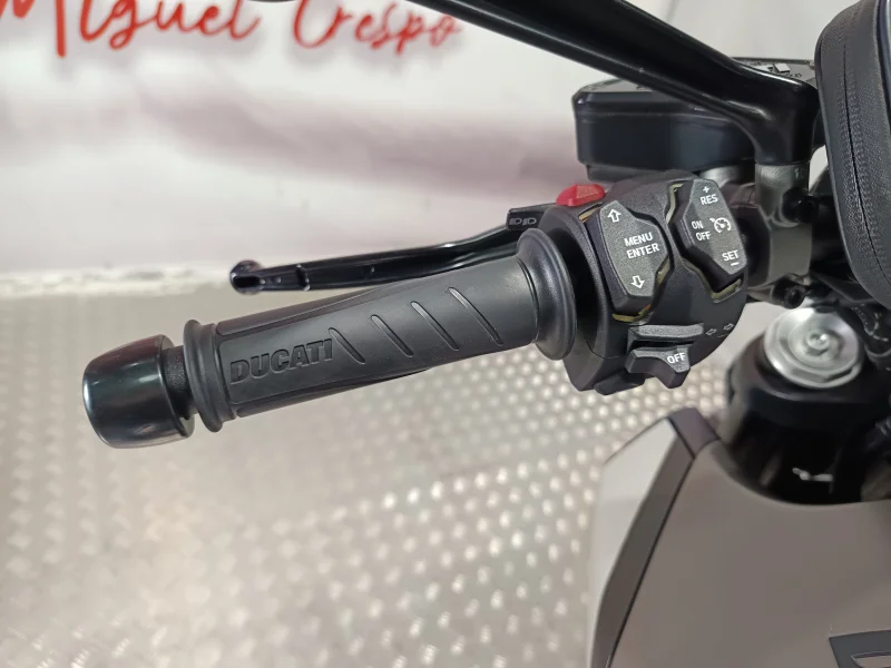 Imagen de Ducati Diavel 1260