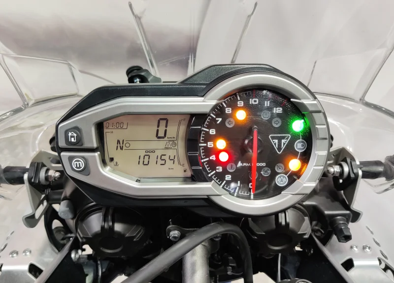 Imagen de Triumph TIGER 800 XRX LOW