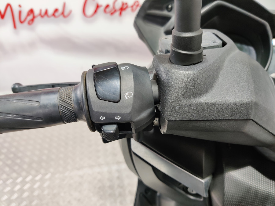 Imagen 8 de Yamaha XMAX 125 Gasolina 15 CV