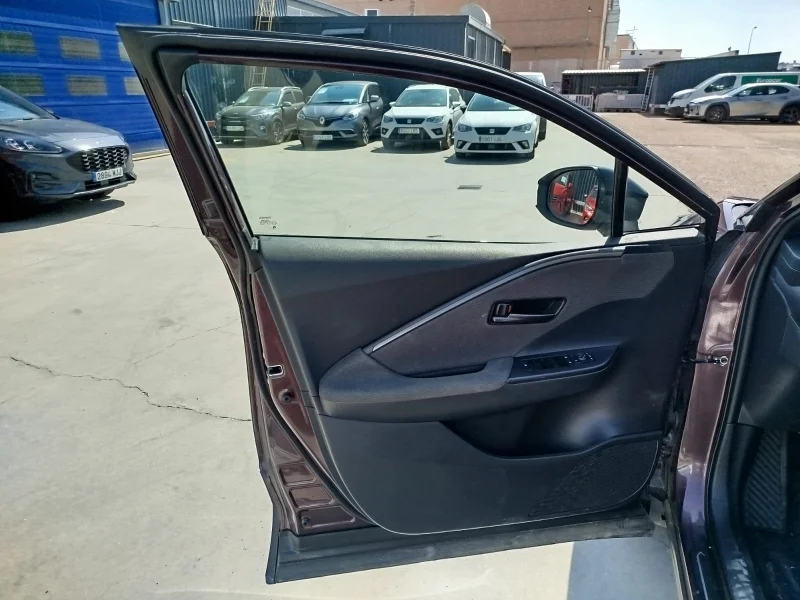 Imagen de TOYOTA C-HR