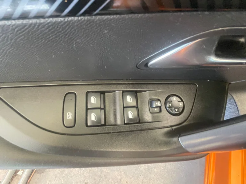 Imagen de Peugeot 2008