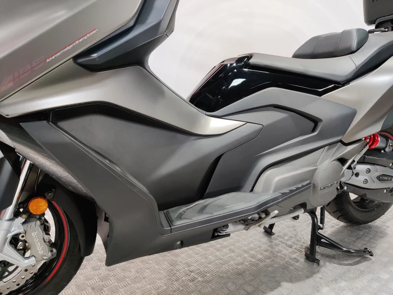 Imagen de Kymco AK 550 PREMIUM