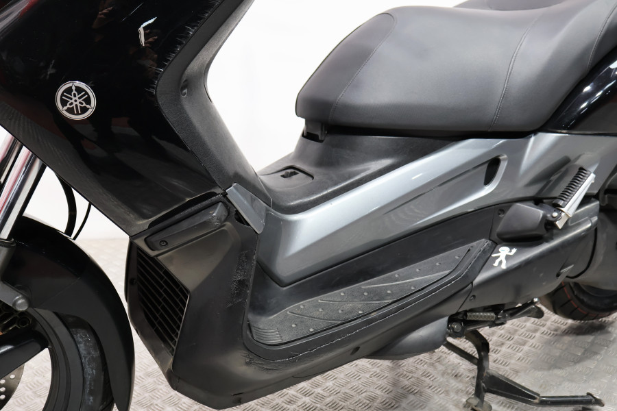 Imagen 13 de Yamaha XMAX 125 Gasolina 13 CV