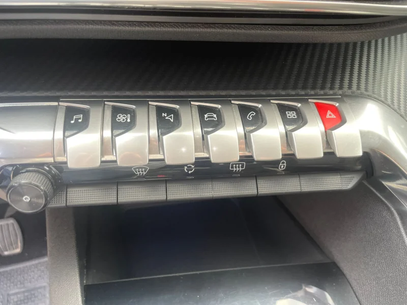 Imagen de Peugeot 3008