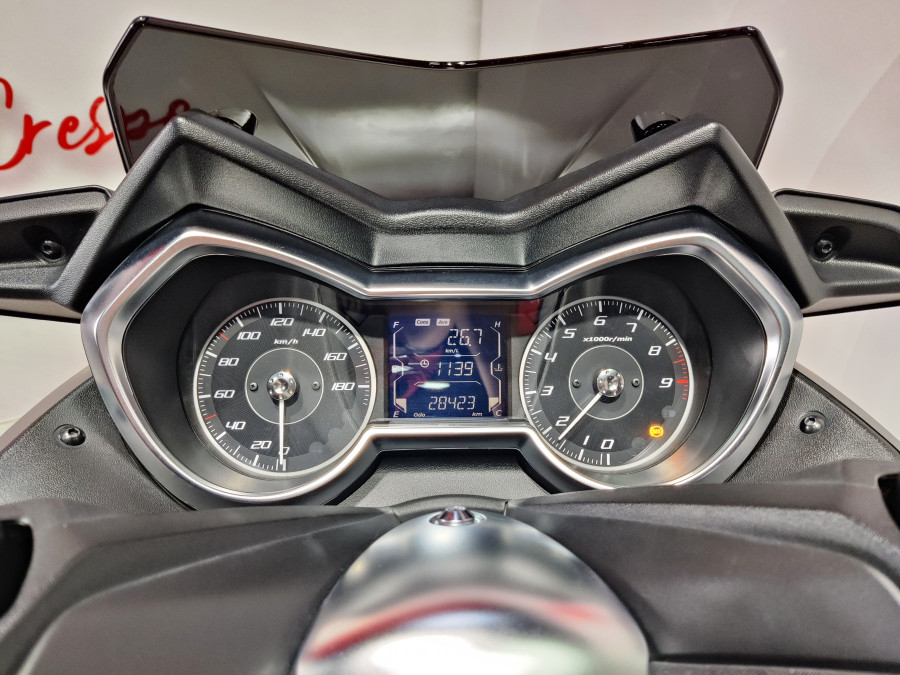 Imagen 2 de Yamaha XMAX 400 TECH MAX Gasolina 34 CV
