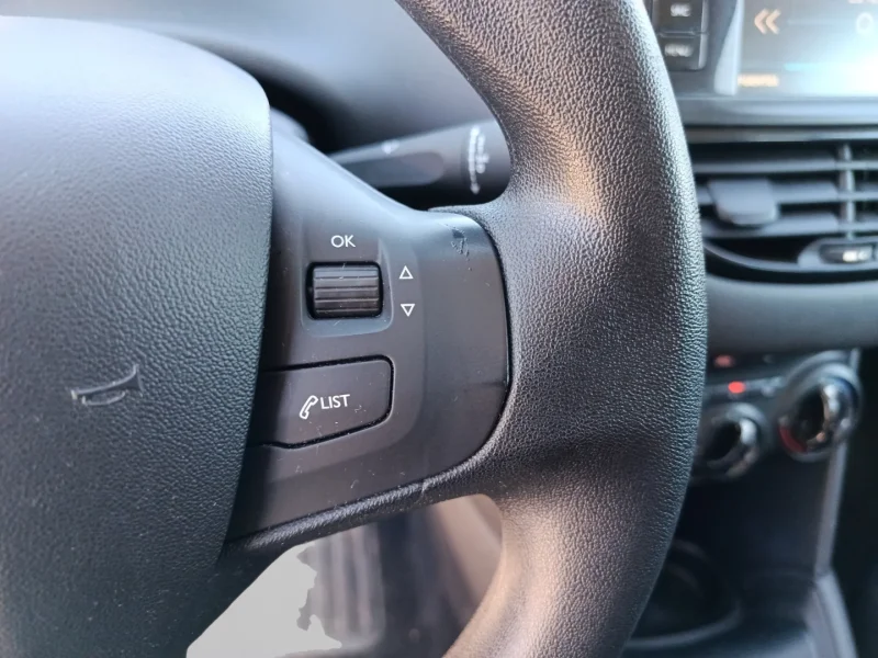 Imagen de Peugeot 208