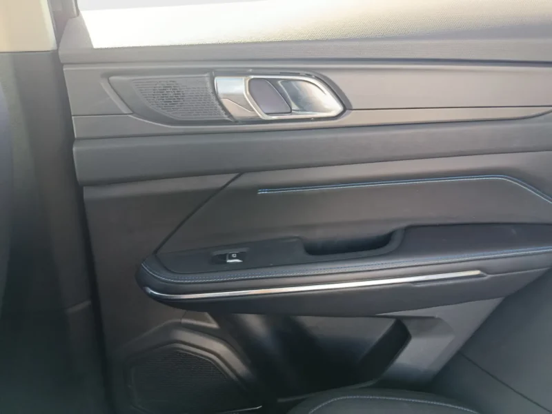 Imagen de lynk & co 01