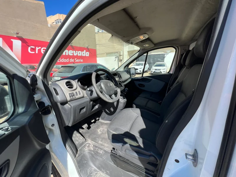 Imagen de NISSAN NV300