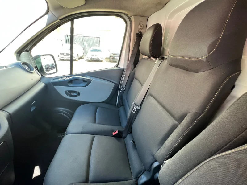 Imagen de NISSAN NV300