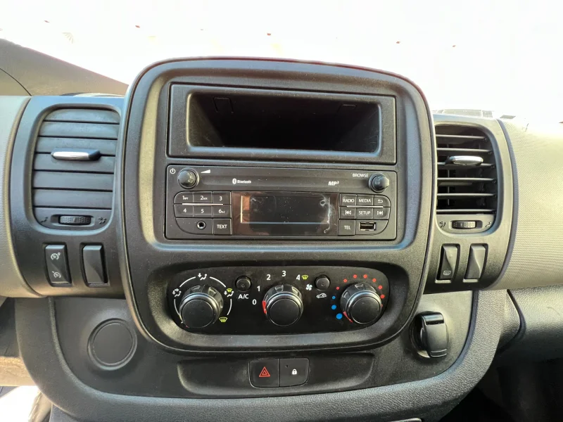 Imagen de NISSAN NV300