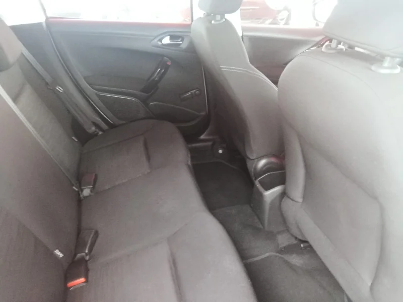 Imagen de Peugeot 208