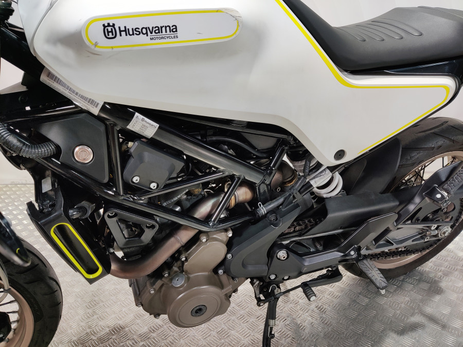 Imagen 13 de Husqvarna VITPILEN 401 Gasolina 42 CV